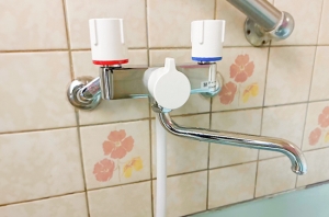 大和郡山市　Ｎ邸　シャワー水栓・洗濯水栓取替アフター